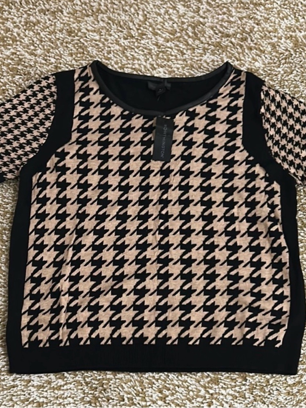 Worthington Black & Cream Houndstooth Short Sleeve Top